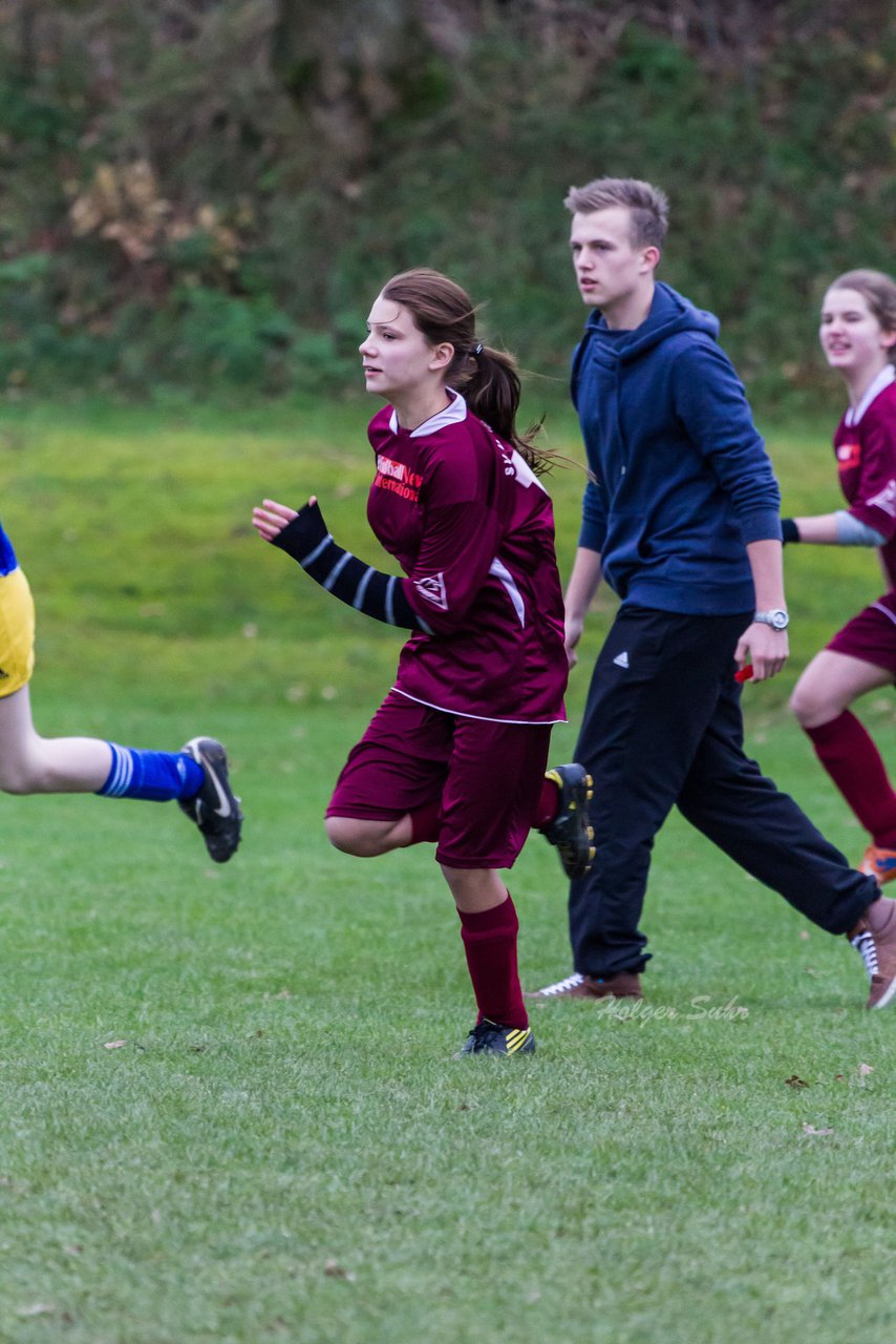 Bild 76 - B-Juniorinnen TSV Gnutz o.W. - SV Henstedt Ulzburg II : Ergebnis: ca. 5:0